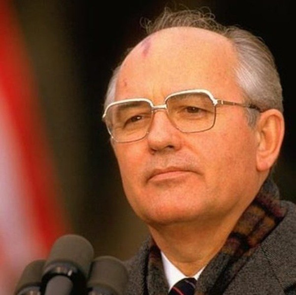 MS Gorbachev - ริเริ่มของ perestroika ในสหภาพโซเวียต