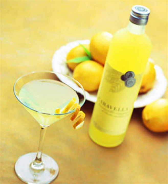 Lemon Liqueur Lemoncello