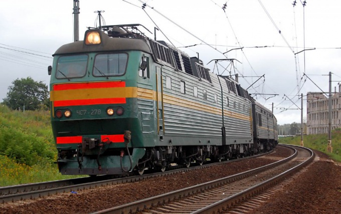 ตั๋วรถไฟจาก Omsk ไปยัง Novosibirsk มีค่าใช้จ่ายเท่าไร?